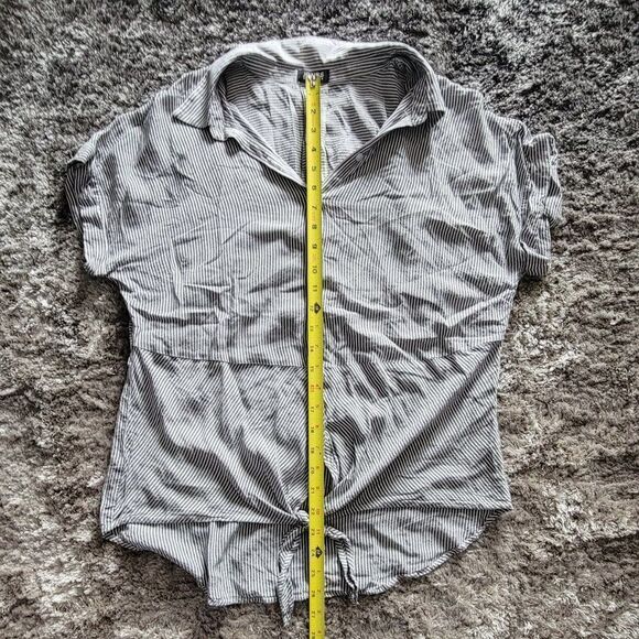 Jones New York Button Down Blouse - Picture 8 of 8